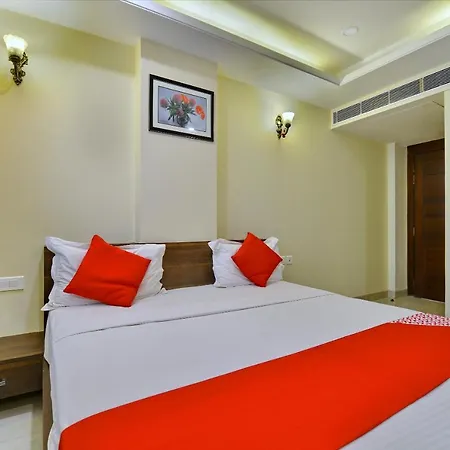 Oyo 9753 Hotel Cheelgadi-3
