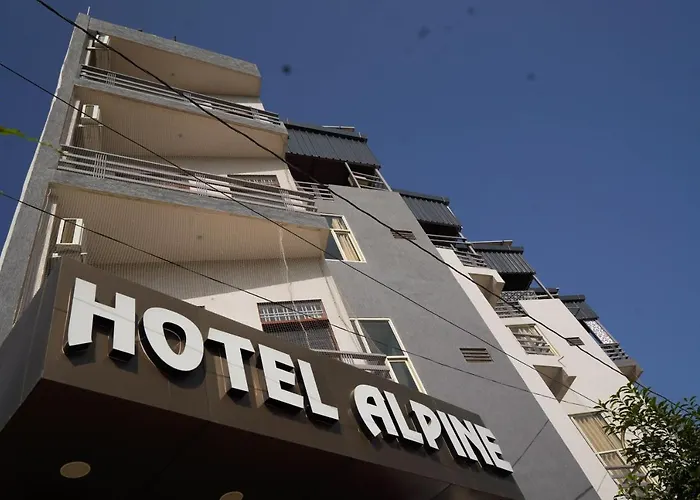 Hotel Alpine Jaipur